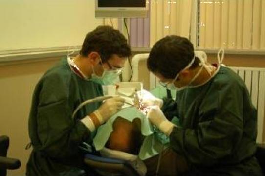 Implanturi dentare de la Dentalmed Clinica Stomatologica Bucuresti