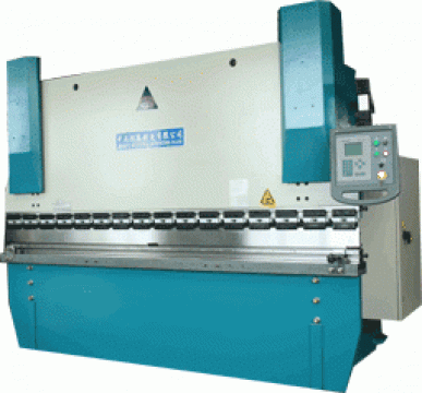 Abkant motorizat NC de la Middle Asia Machine Tools Manufacture Co., Ltd