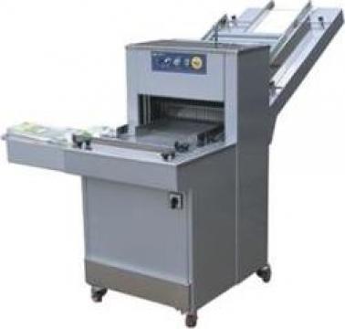 Feliator automat semiindustrial pentru paine de la Lear Comimpex S.r.l.