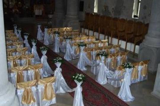 Decor Biserica pentru nunti de la Niram Wedding