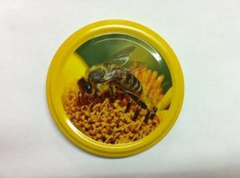 Capac Twist off cu design specific pentru mierea de albine