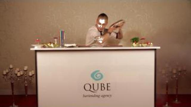 Inchiriere bar mobil pentru evenimente de la Qube Bartending Agency
