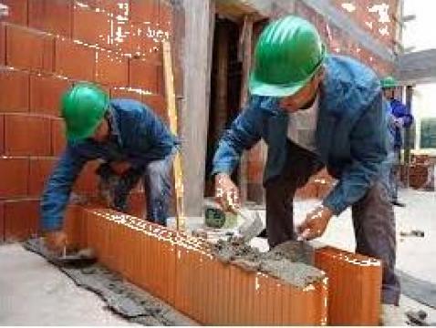 Cursuri de calificare zidar, pietrar de la Fundatia APT International