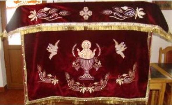 Acoperamant pentru Sfanta Masa brodat cu icoana de la Manastirea Lipnita