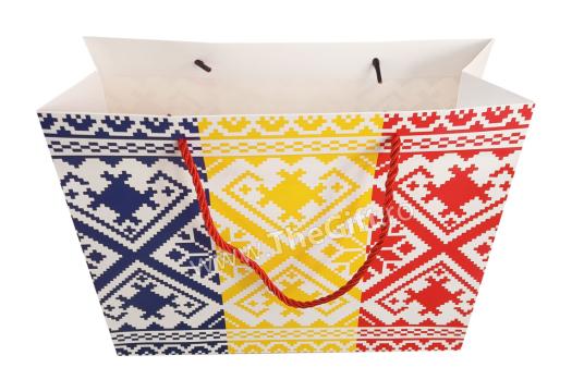 Punga de cadou Romania cu motive traditionale de la Thegift.ro - Cadouri Online