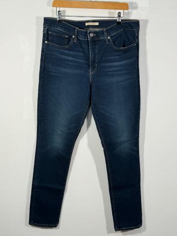 Blugi Levis 311 marimea W33 L32 dama