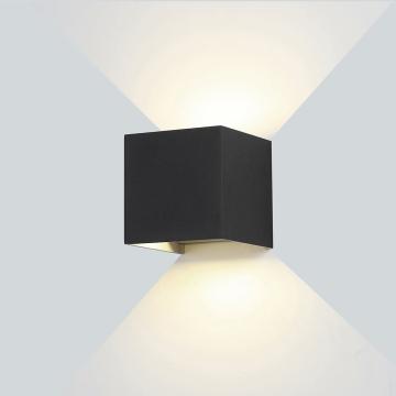 Aplica LED perete patrat 12W lumina calda alba