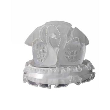 Figurine Lebede indragostite - Wilton de la Lumea Basmelor International Srl