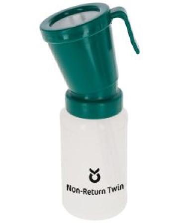 Pahar spalare uger non-return Twin 300ml Kerbl de la Contact@sculemoara.ro