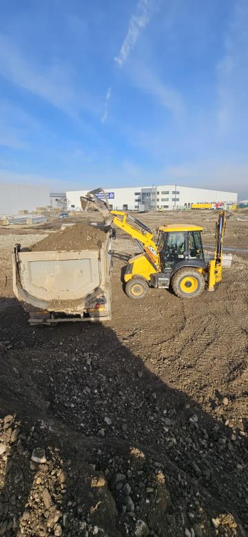 Inchiriere buldoexcavator JCB 3CX 2020 in Brasov