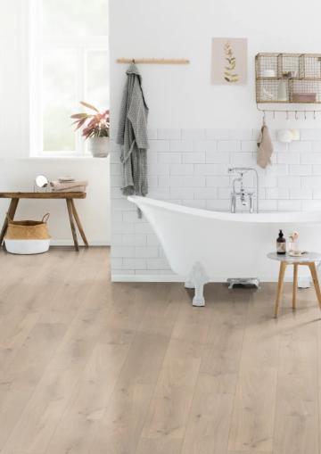 Parchet laminat Egger EL2139 Stejar Florence 8 mm de la Visaria Design Srl.