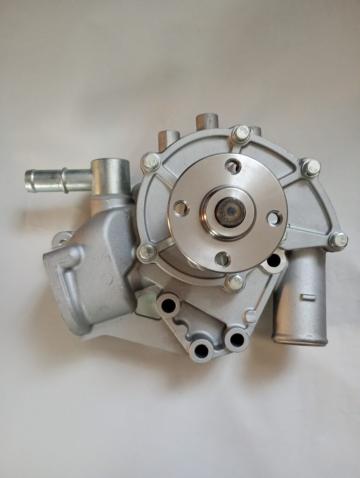 Pompa apa Toyota 4Y-7F 16100-78156-71 de la Kubo Yanm Industrial Srl