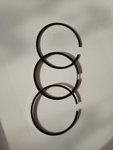 Segmenti Lombardini 75.50mm 2+2+3 de la Kubo Yanm Industrial Srl