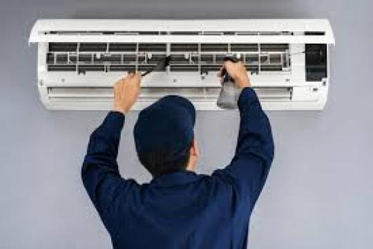 Reparatii aer conditionat Bucuresti sector 2, 3, 4 de la Climfix Air Srl