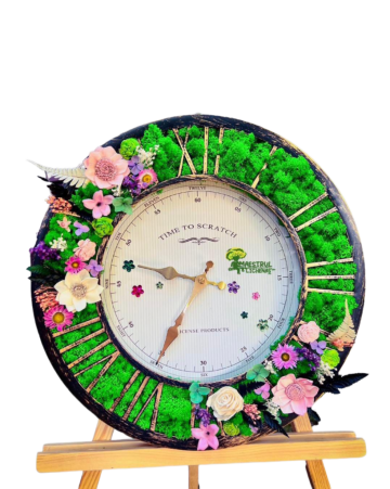 Ceas vintage multicolor 8 decorat cu licheni naturali de la Academart World Design Srl