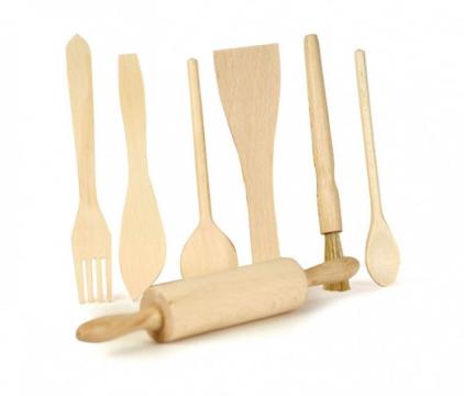 set ustensile bucatarie