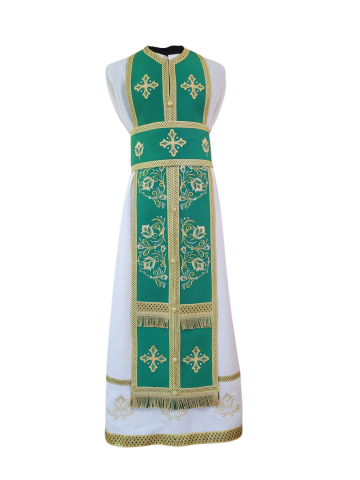 Vesmant brodat de la Sorina Brod Design Srl