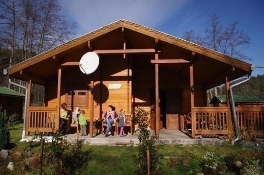 Casa familiala din grinzi de lemn, Shicasau de la Korondi Arcso Srl