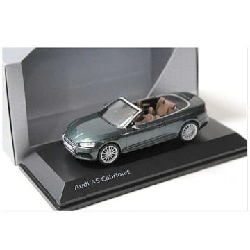 Macheta auto Audi A5 2017 Cabriolet verde, 1:43 Spark Dealer