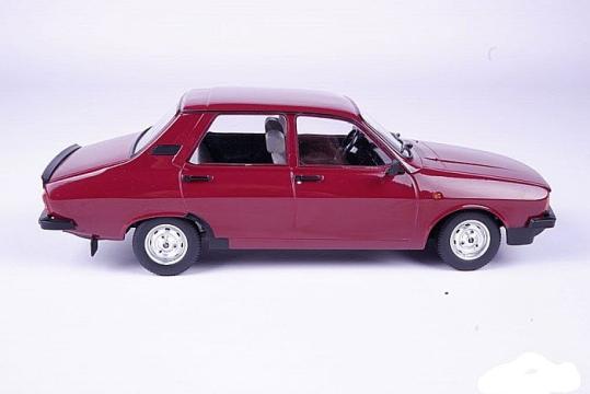 Macheta auto Dacia 1310L 1993 visinie, scara 1:18, Triple9 de la Hobbyplanet Romania