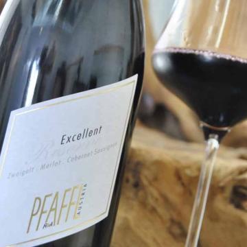 Vin Excellent Reserve de la Pfaffl - 93 Points Falstaff de la Wine & Excellence Srl