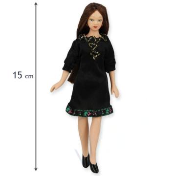 Miniatura casute de papusi Papusa din portelan cu par lung de la Hobbyplanet Romania