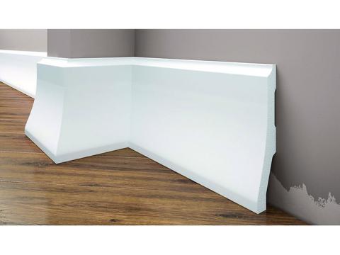 Plinta decorativa alba din LPC 34